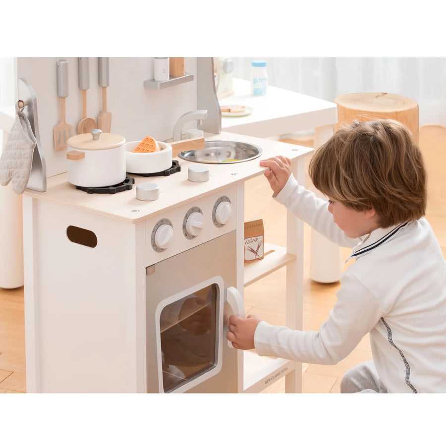 Cooking up a Storm: The Benefits of Play Kitchens for Your Child's Development