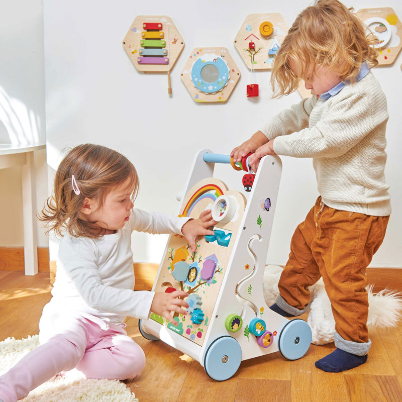 Le Toy Van Woodland Activity Walker