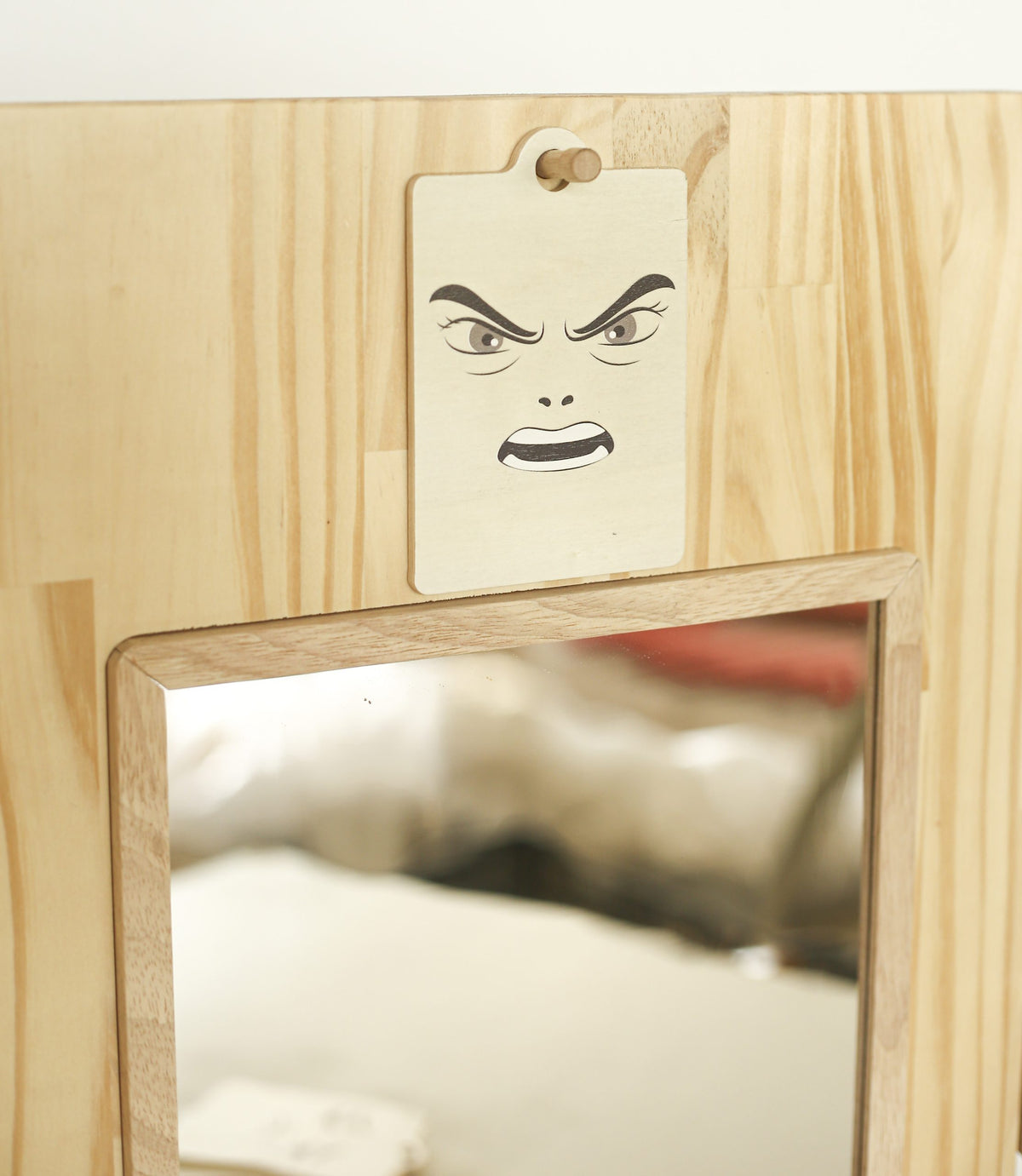2 in 1 Expression Mirror Station