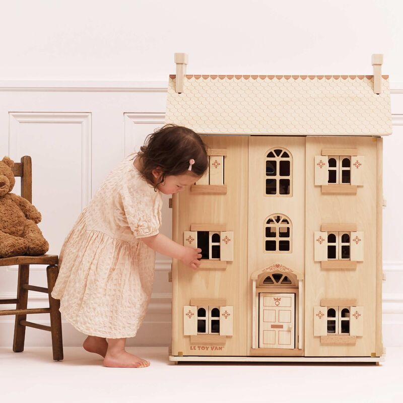 The Grand Dollhouse Starter