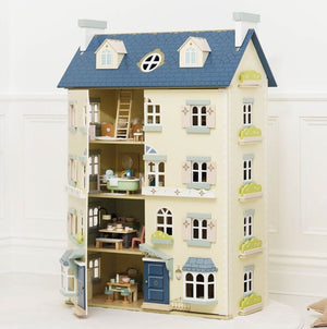 Palace Wooden House