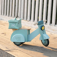 Tender Leaf Delivery Scooter
