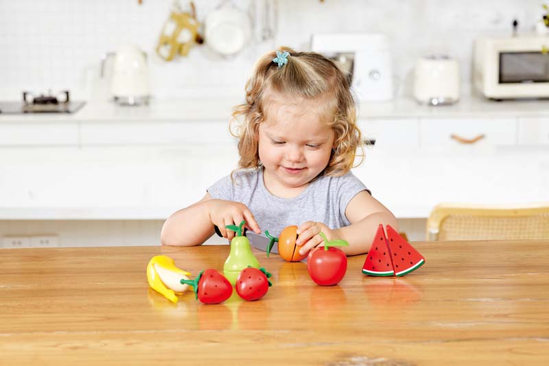 Hape In the Kitchen Hape Cutting Fruit Playset
