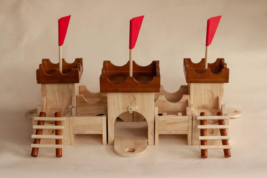 Qtoys Medieval Castle