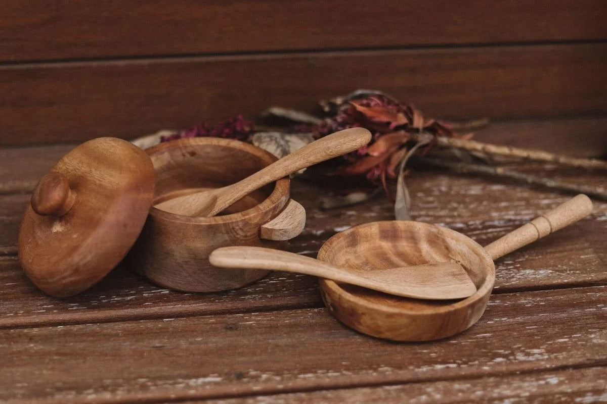 Mahogany Pot and Pan Set