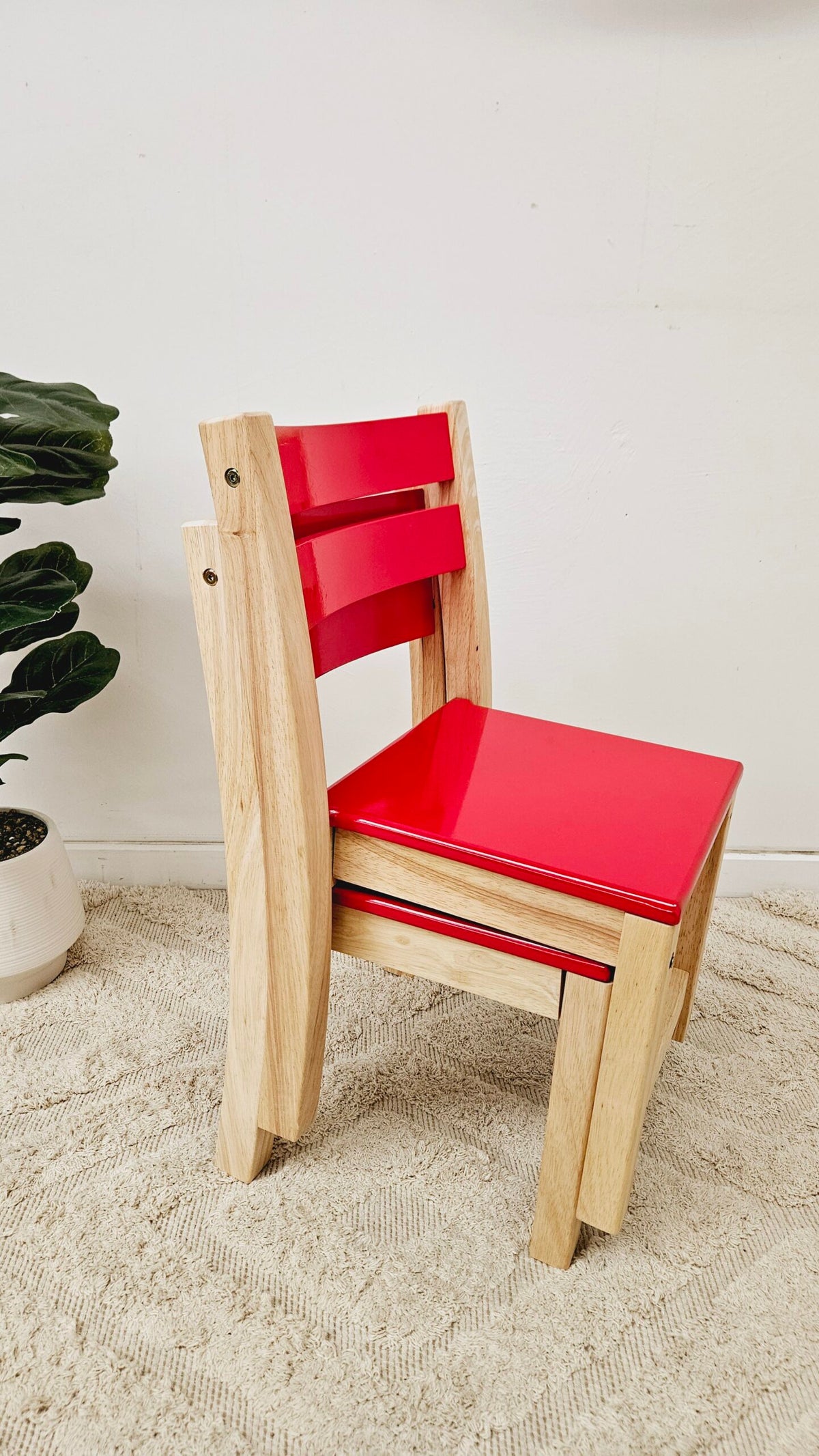 Red Seat stacking chairs – Set of 2